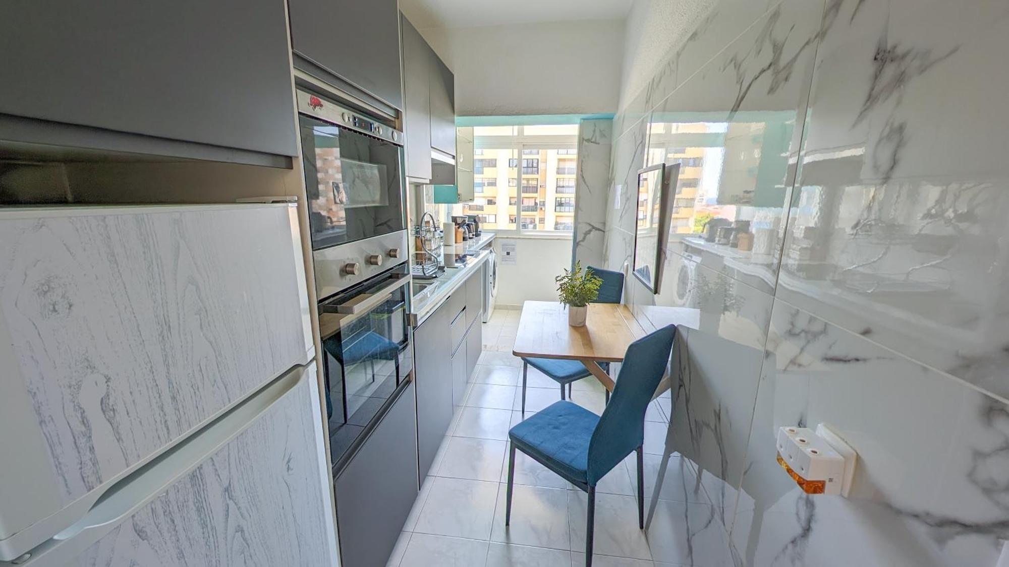 2 Room Condo - 5 mins from Costa da Caparica Beach&Bars Exterior foto